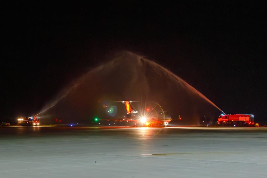 Аэропорт Владивосток торжественно встретил китайский рейс  авиакомпании Chengdu Airlines