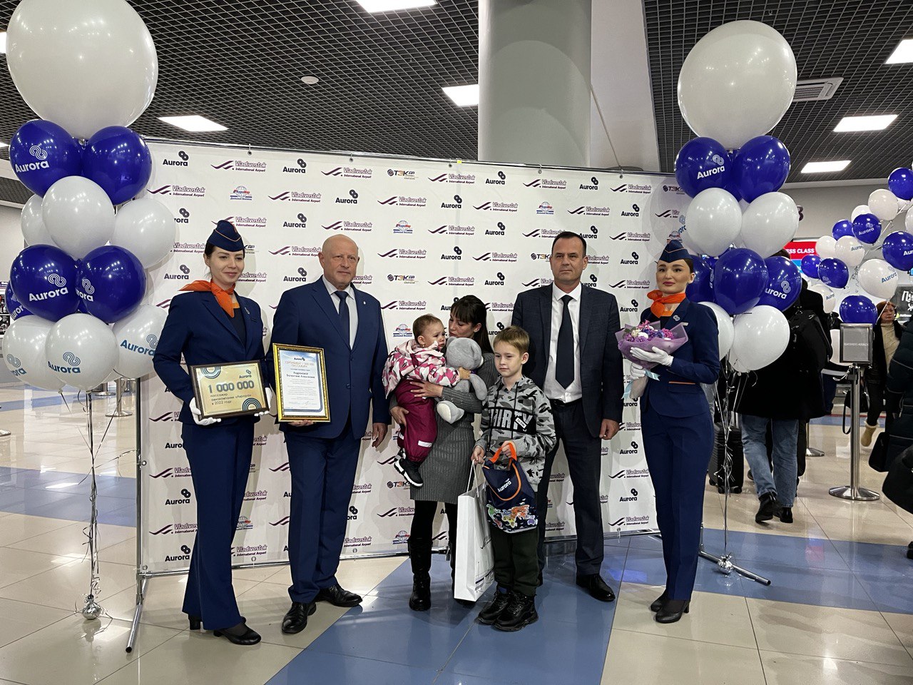 Международный аэропорт Владивосток обслужил миллионного пассажира  авиакомпании «Аврора»